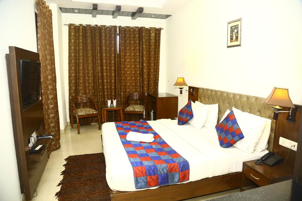 Hotel Smart Inn 2 新德里 外观 照片