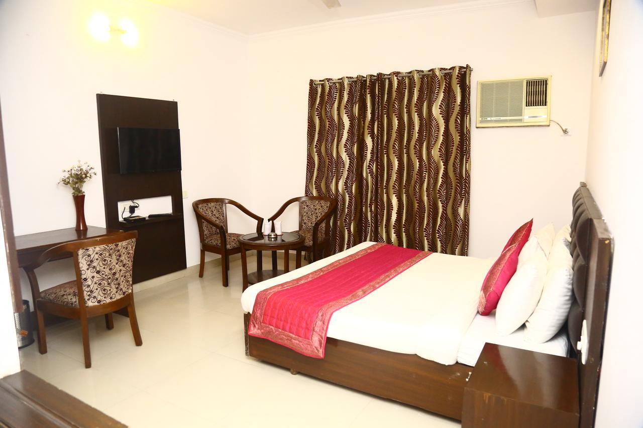Hotel Smart Inn 2 新德里 外观 照片